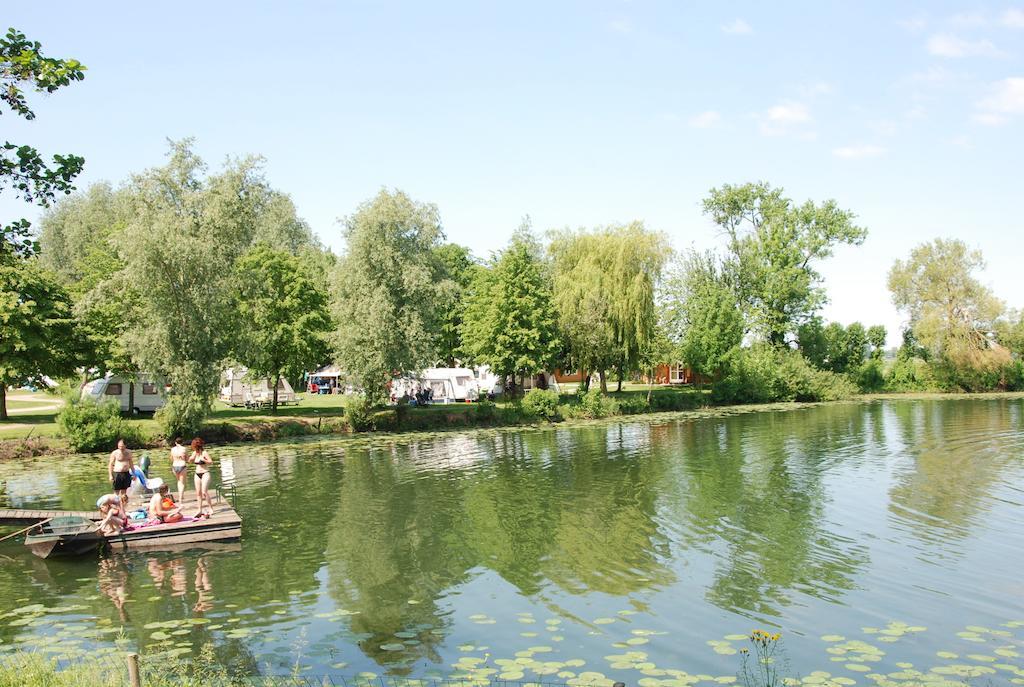 Camping "De Stuurmanskolk" Welsum ภายนอก รูปภาพ